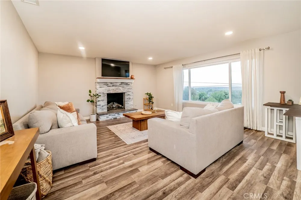 4659 Crestview Norco, CA 92860