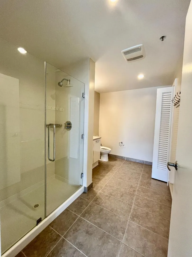 1 Hawthorne Street #14C San Francisco, CA 94105