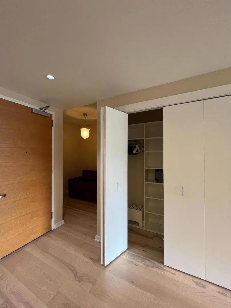 1 Hawthorne Street #14C San Francisco, CA 94105