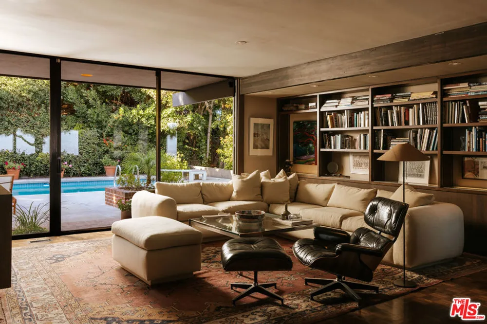 9225 Nightingale Drive Los Angeles, CA 90069