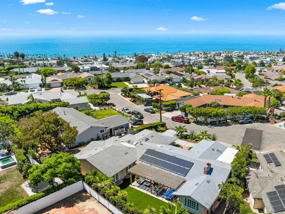 1121 Via Carolina La Jolla, CA 92037