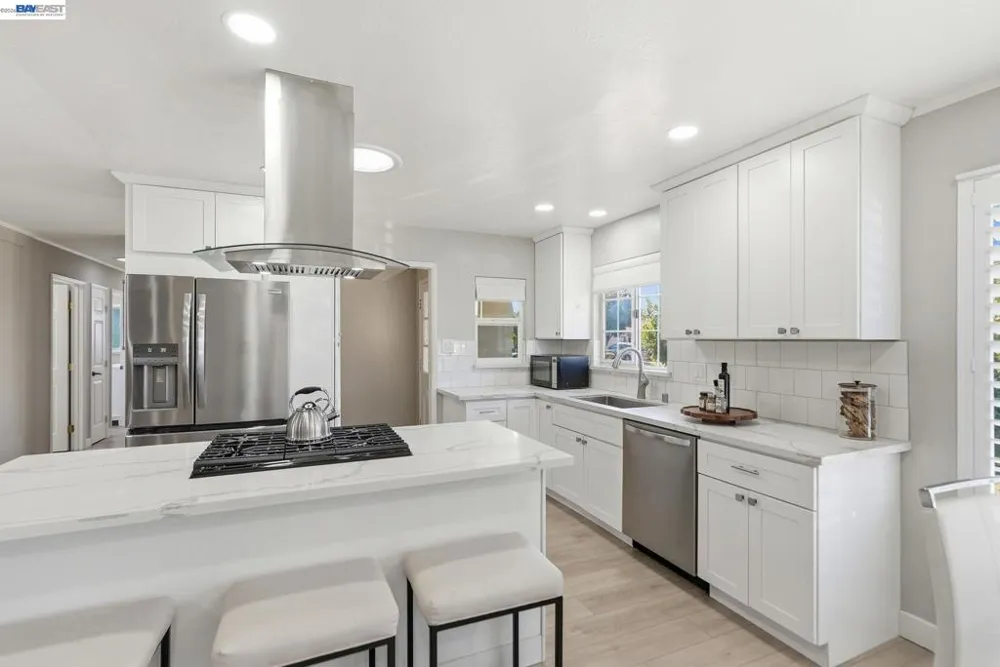 2394 Tahiti St Hayward, CA 94545
