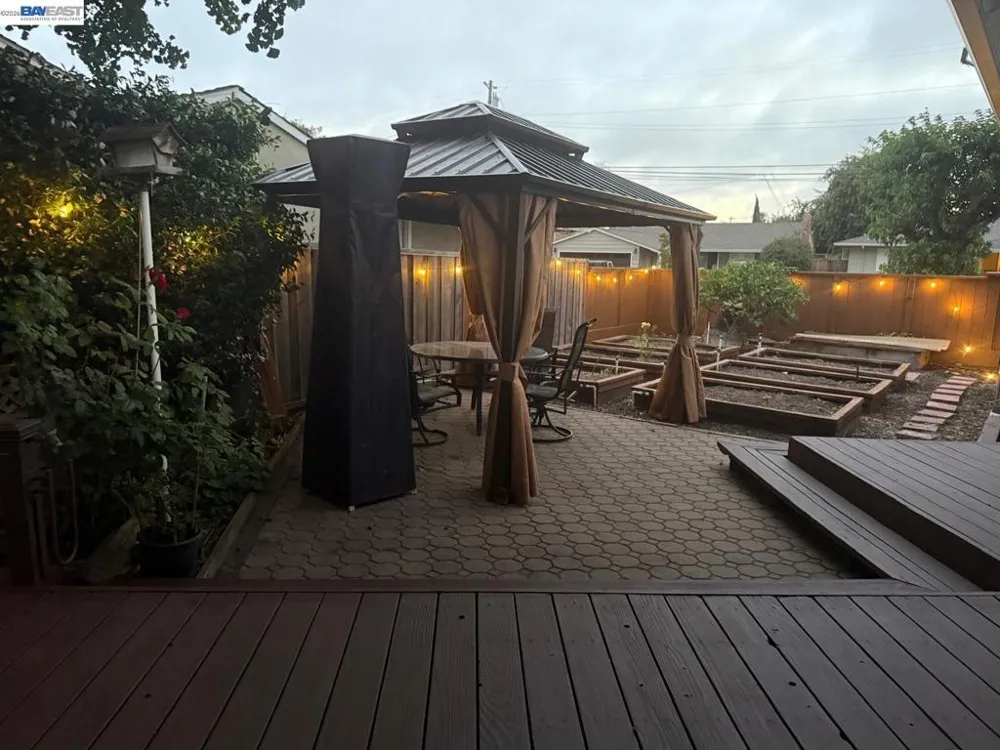 2394 Tahiti St Hayward, CA 94545