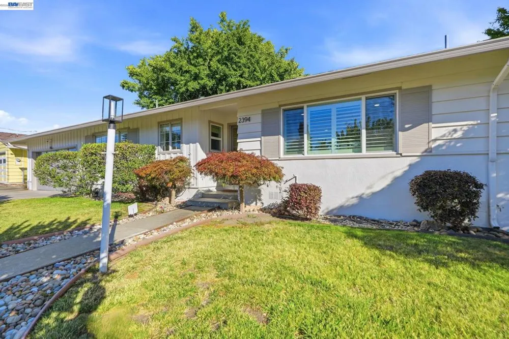2394 Tahiti St Hayward, CA 94545