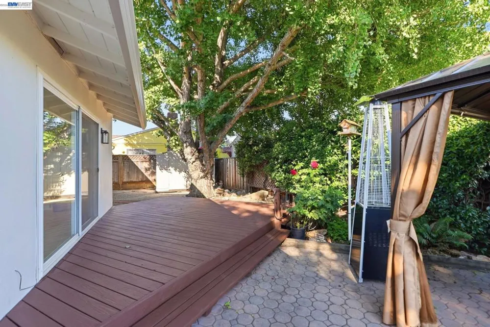 2394 Tahiti St Hayward, CA 94545