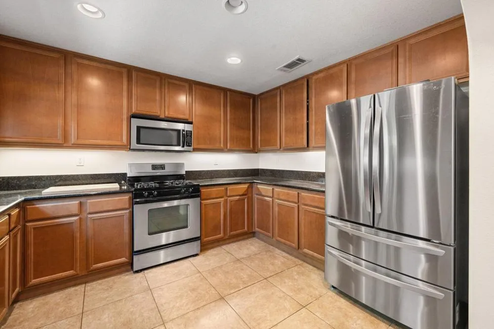 124 Paseo Bravo Palm Desert, CA 92211