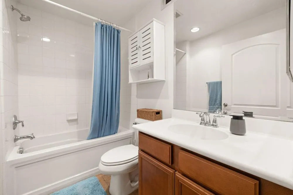 124 Paseo Bravo Palm Desert, CA 92211