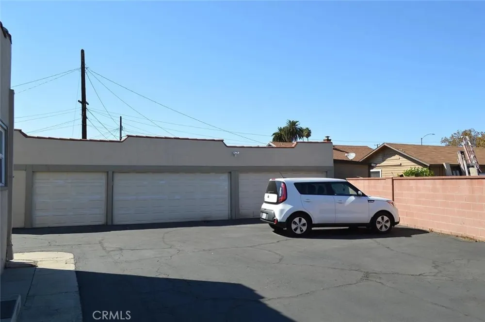 211 West Street #4 Anaheim, CA 92801