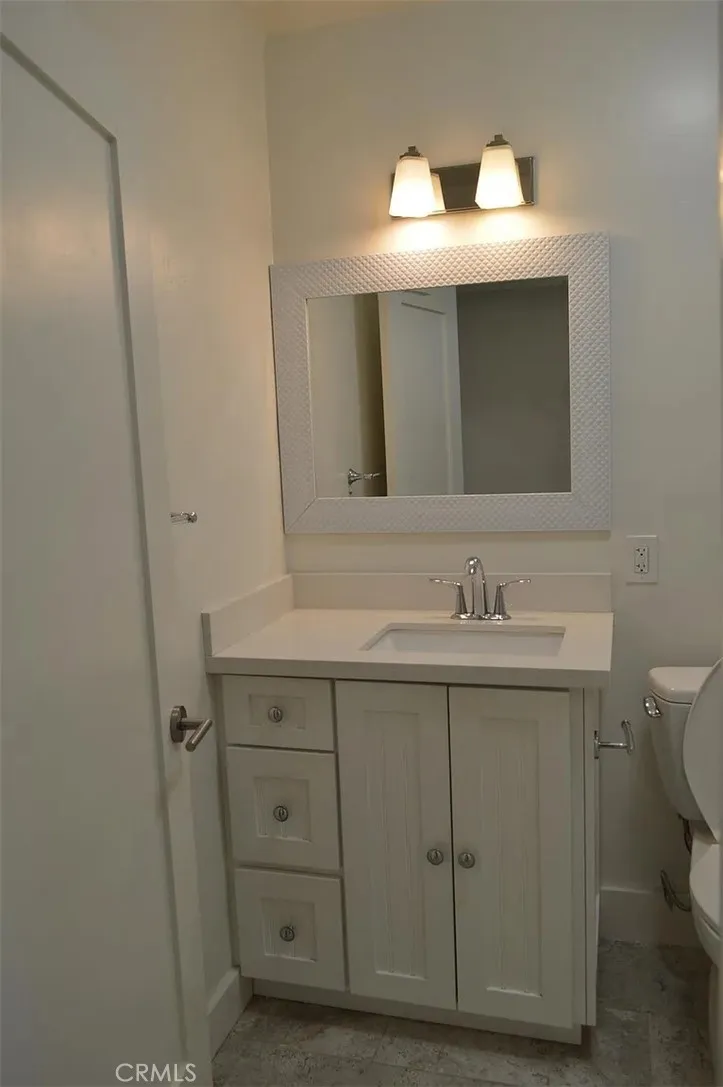 211 West Street #4 Anaheim, CA 92801