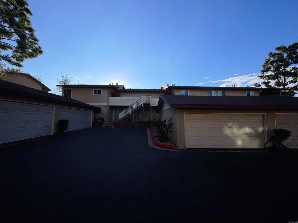 289 Stage Coach Rd Oceanside, CA 92057