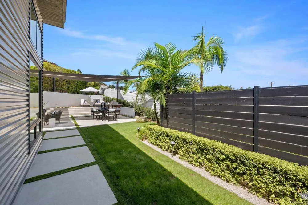 141 W Leucadia Blvd Encinitas, CA 92024
