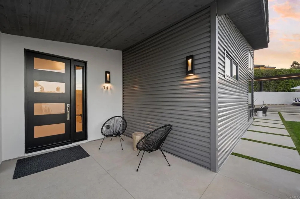 141 W Leucadia Blvd Encinitas, CA 92024