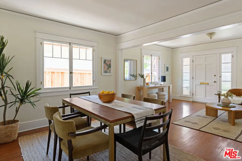 1560 Morton Avenue Los Angeles, CA 90026