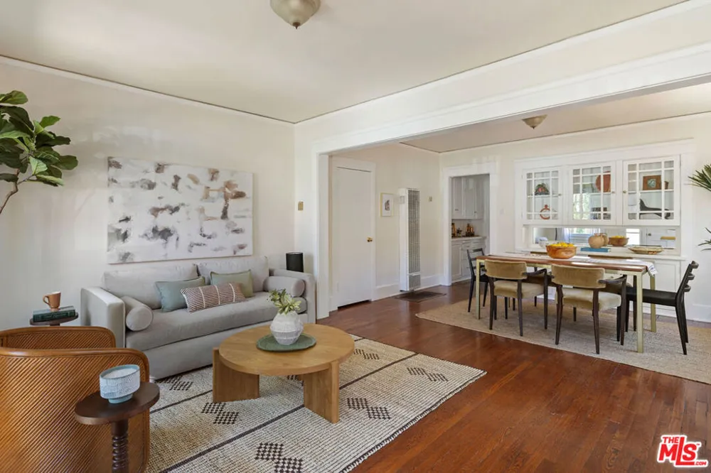 1560 Morton Avenue Los Angeles, CA 90026