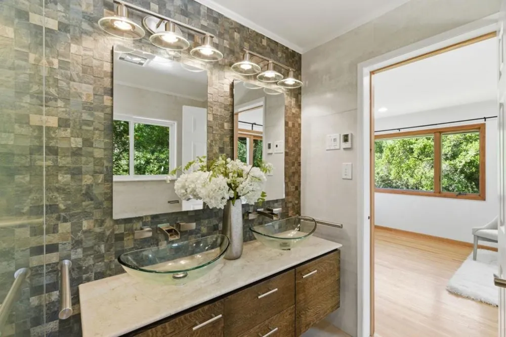 17515 Upper East Zayante Road Los Gatos, CA 95033