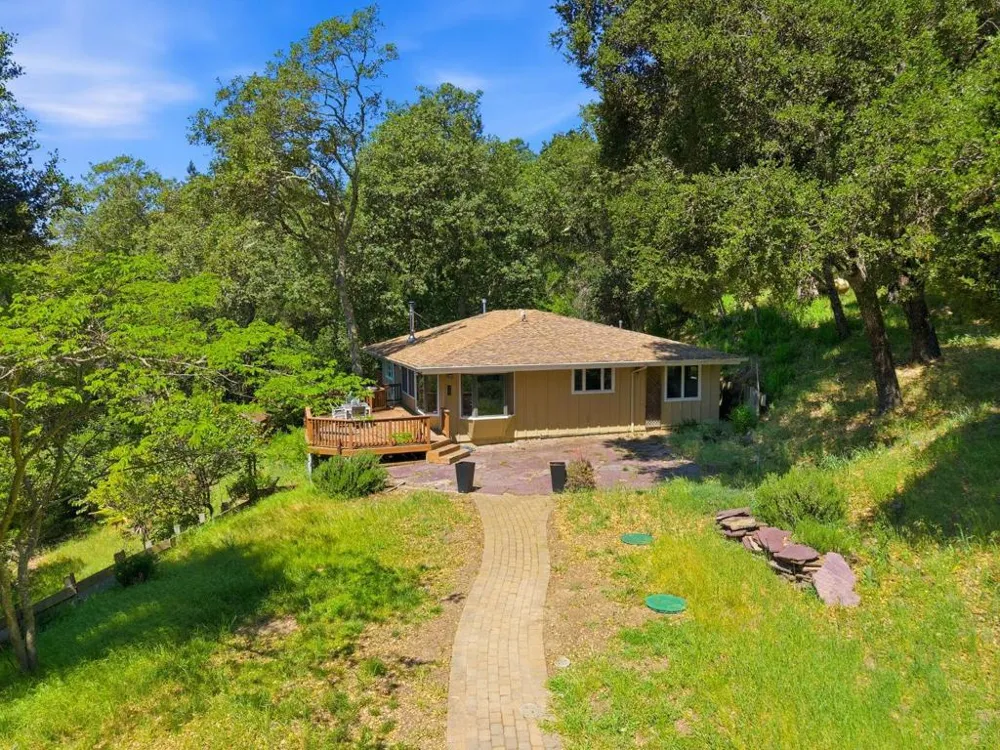 17515 Upper East Zayante Road Los Gatos, CA 95033
