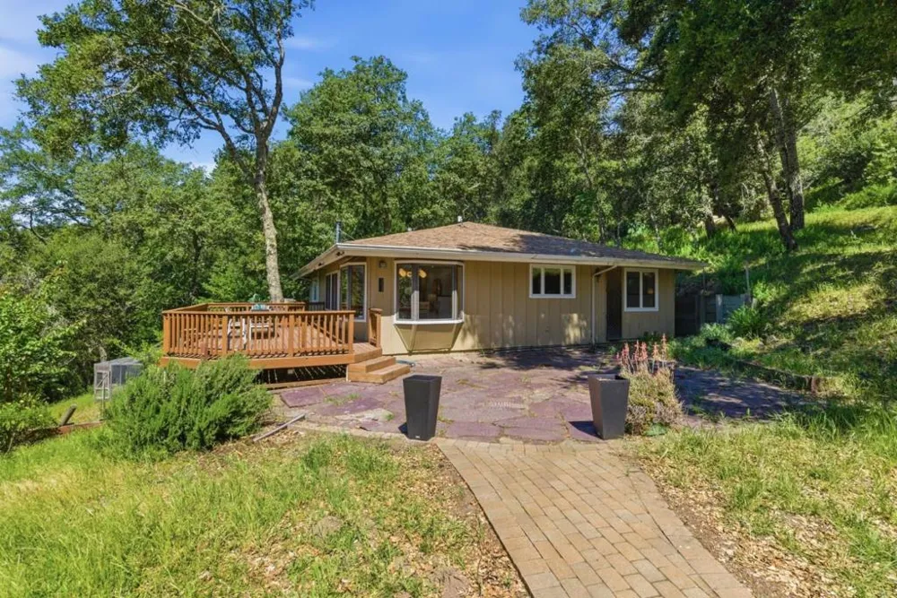 17515 Upper East Zayante Road Los Gatos, CA 95033