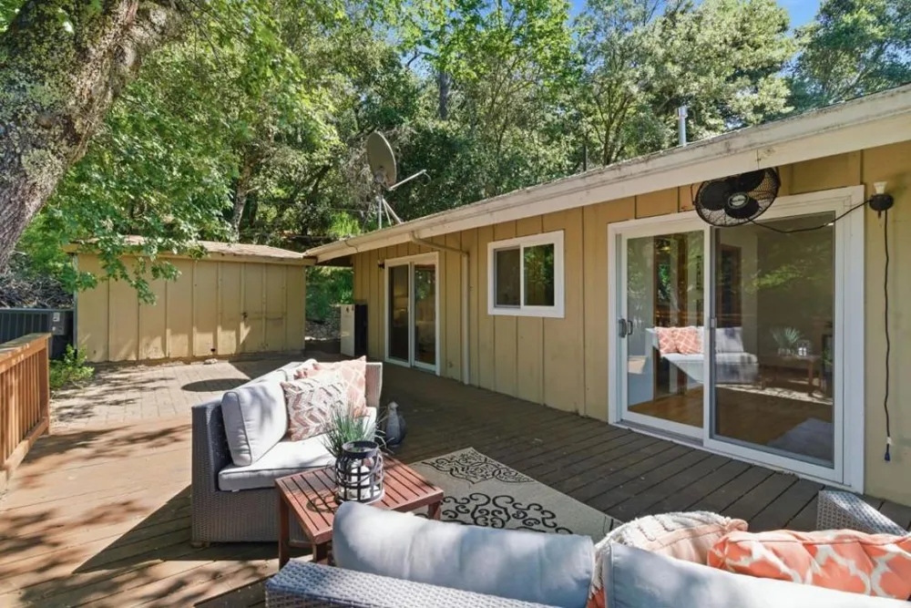 17515 Upper East Zayante Road Los Gatos, CA 95033