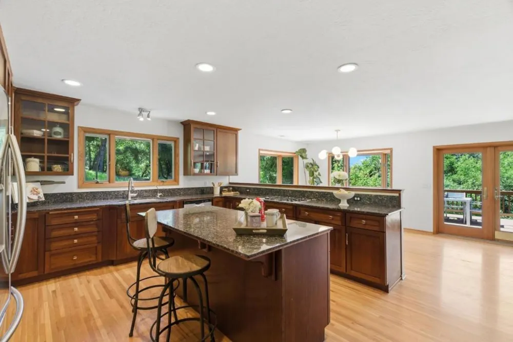 17515 Upper East Zayante Road Los Gatos, CA 95033