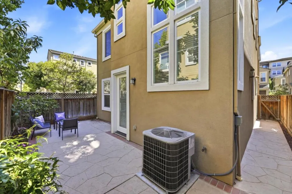 3563 Stout Place Santa Clara, CA 95051