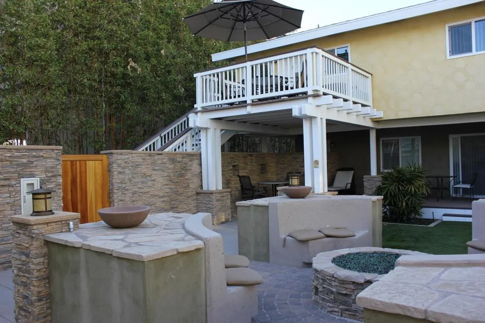 150 Walnut Carlsbad, CA 92008