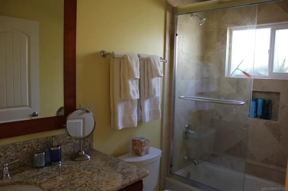 150 Walnut Carlsbad, CA 92008