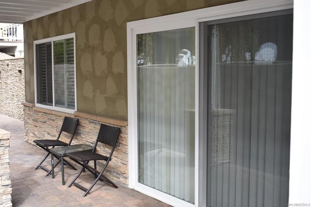 150 Walnut Carlsbad, CA 92008