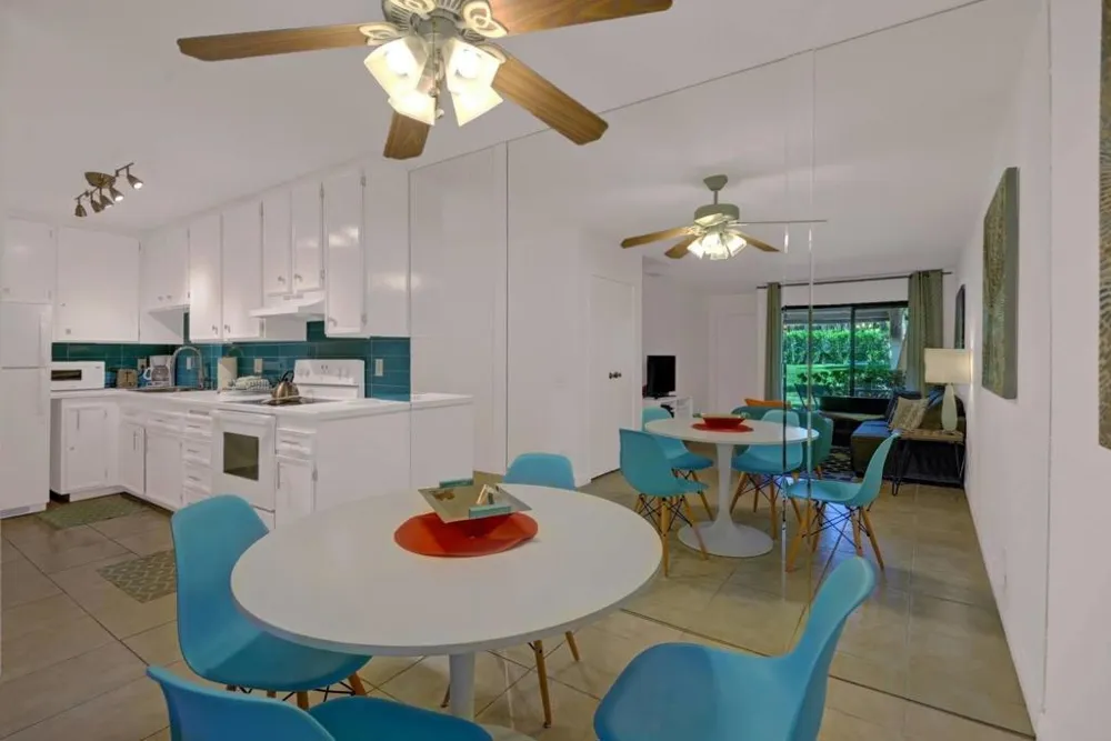680 Ashurst Court #100 Palm Springs, CA 92262