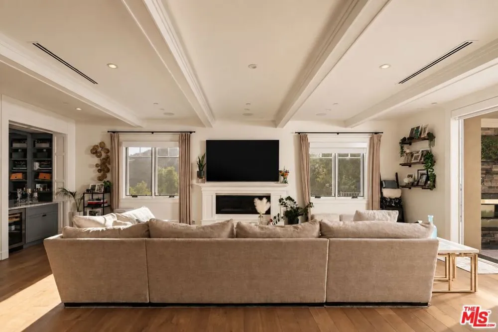 25081 Lewis And Clark Road Hidden Hills, CA 91302