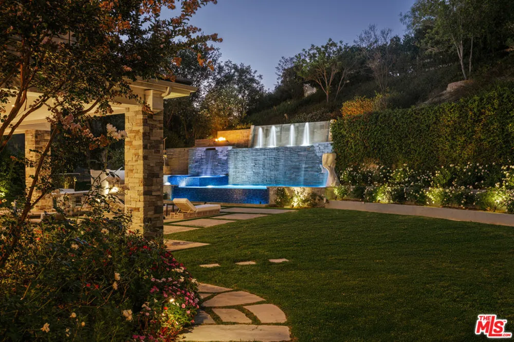 25081 Lewis And Clark Road Hidden Hills, CA 91302