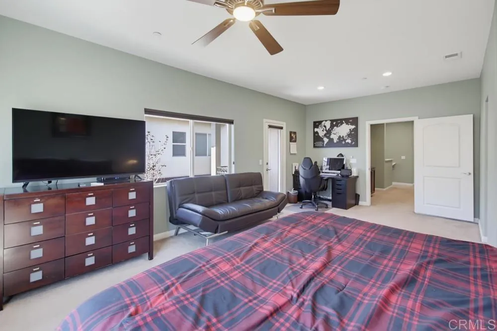 8941 Magnolia Avenue Santee, CA 92071