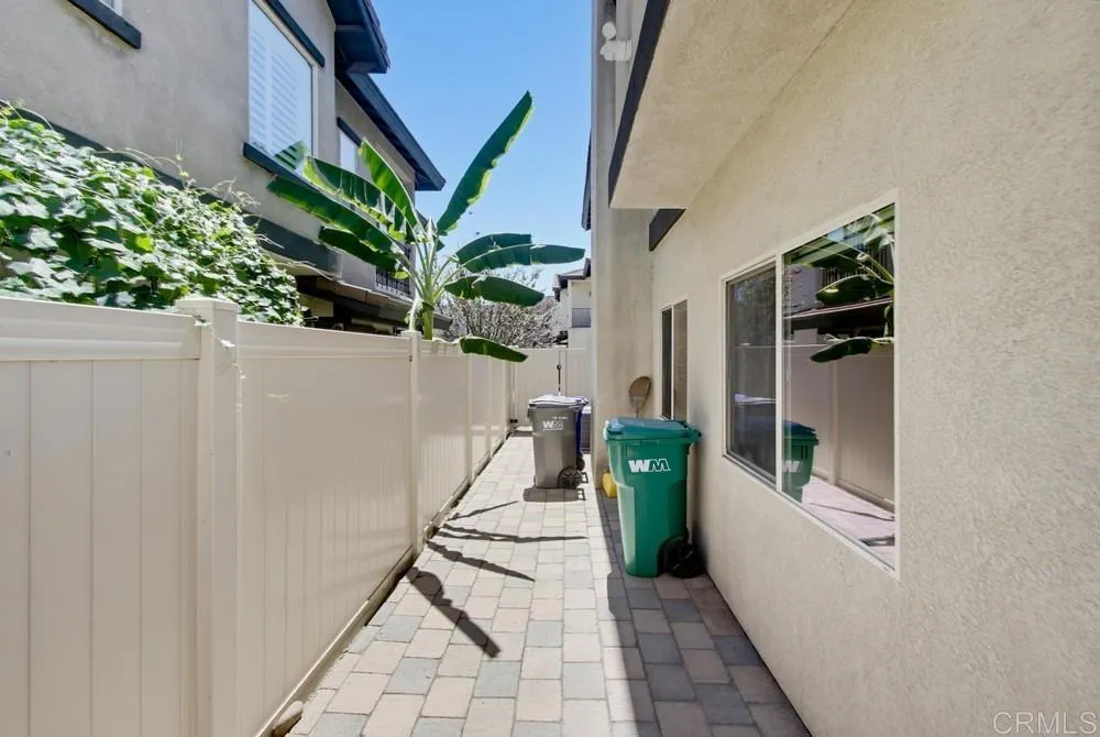 8941 Magnolia Avenue Santee, CA 92071