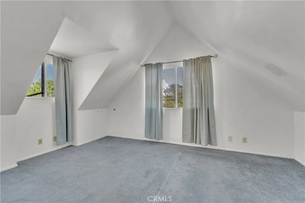 7522 Radford Avenue North Hollywood, CA 91605