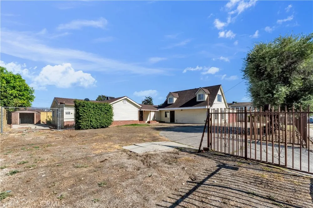 7522 Radford Avenue North Hollywood, CA 91605