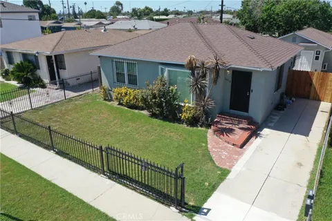 1613 Grandee Avenue