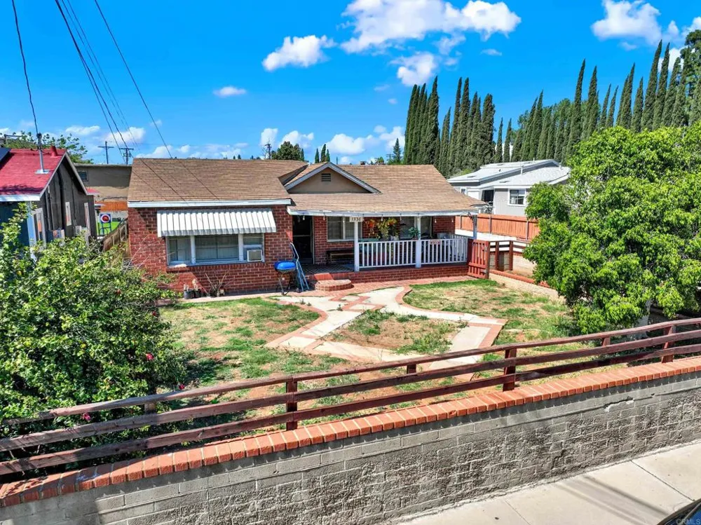 1336 Peach Avenue El Cajon, CA 92021