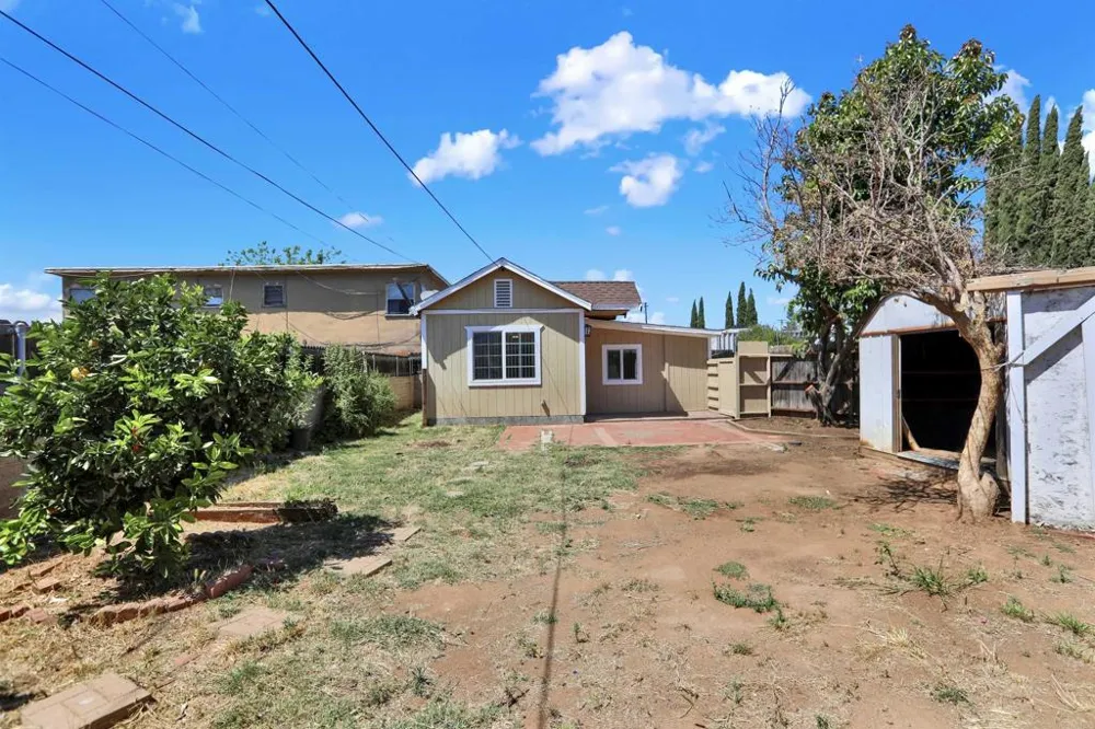 1336 Peach Avenue El Cajon, CA 92021