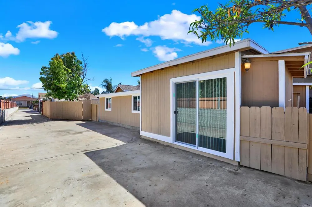 1336 Peach Avenue El Cajon, CA 92021
