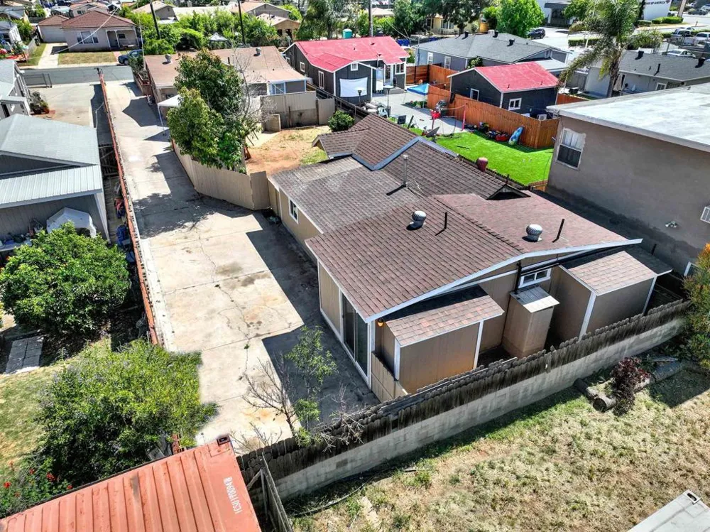 1336 Peach Avenue El Cajon, CA 92021