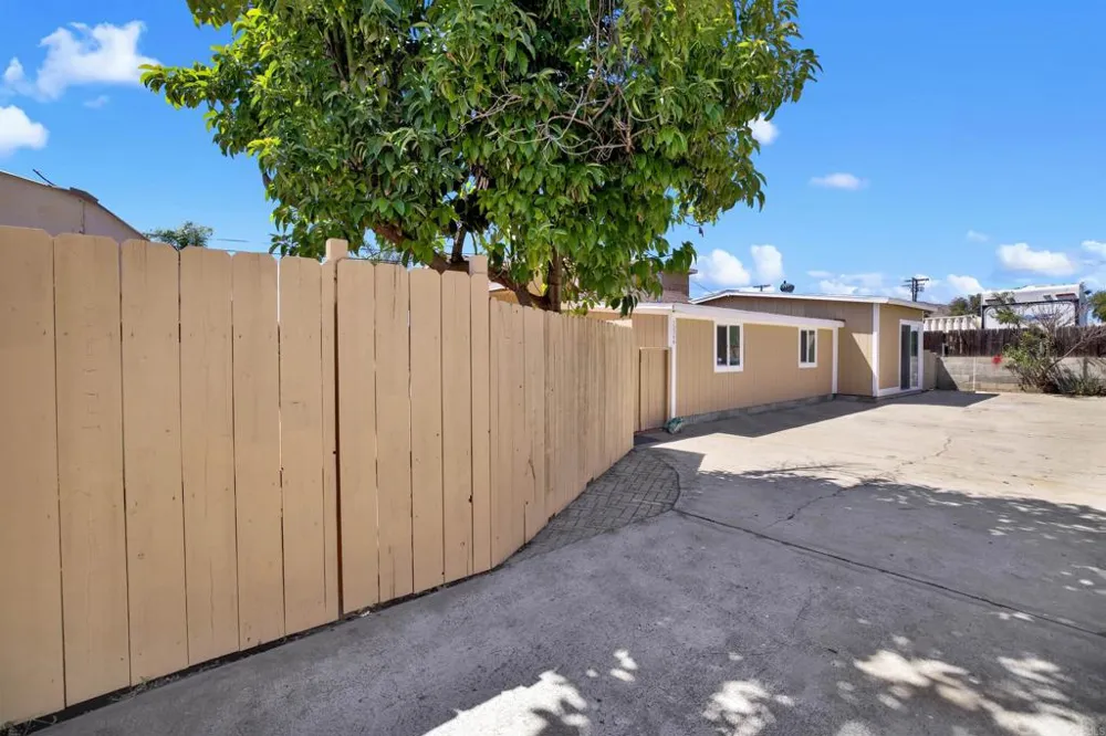1336 Peach Avenue El Cajon, CA 92021