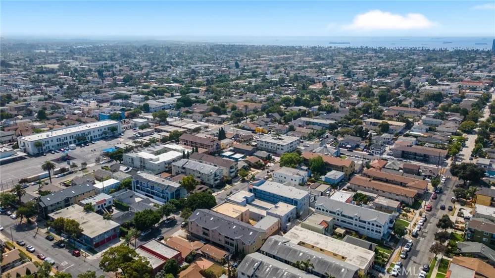 1059 Gladys Long Beach, CA 90804