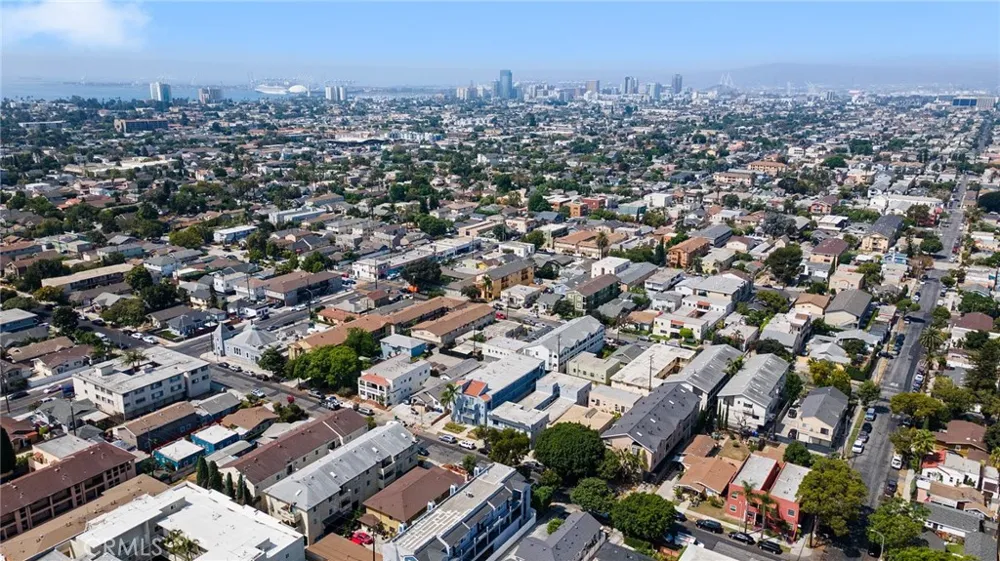 1059 Gladys Long Beach, CA 90804