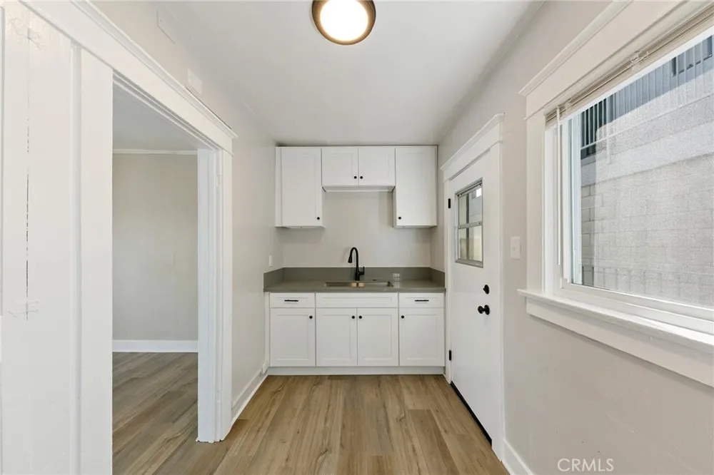 1059 Gladys Long Beach, CA 90804