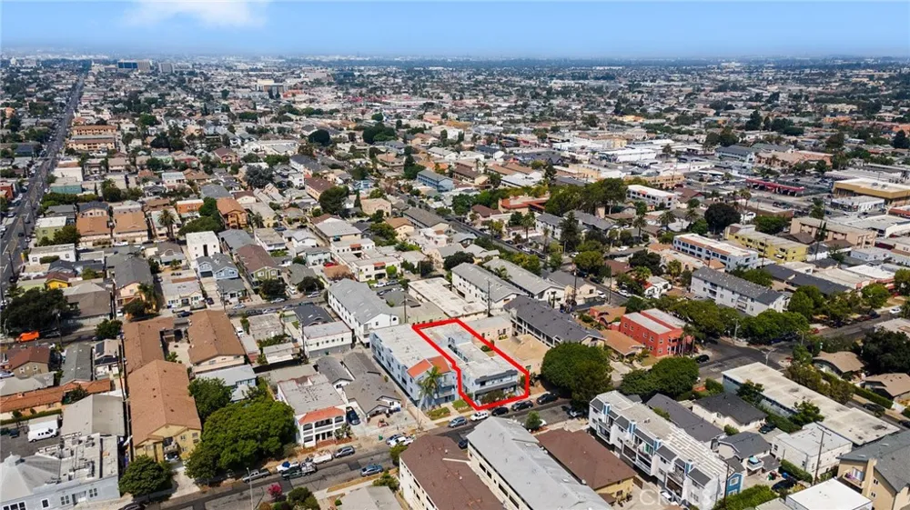 1059 Gladys Long Beach, CA 90804