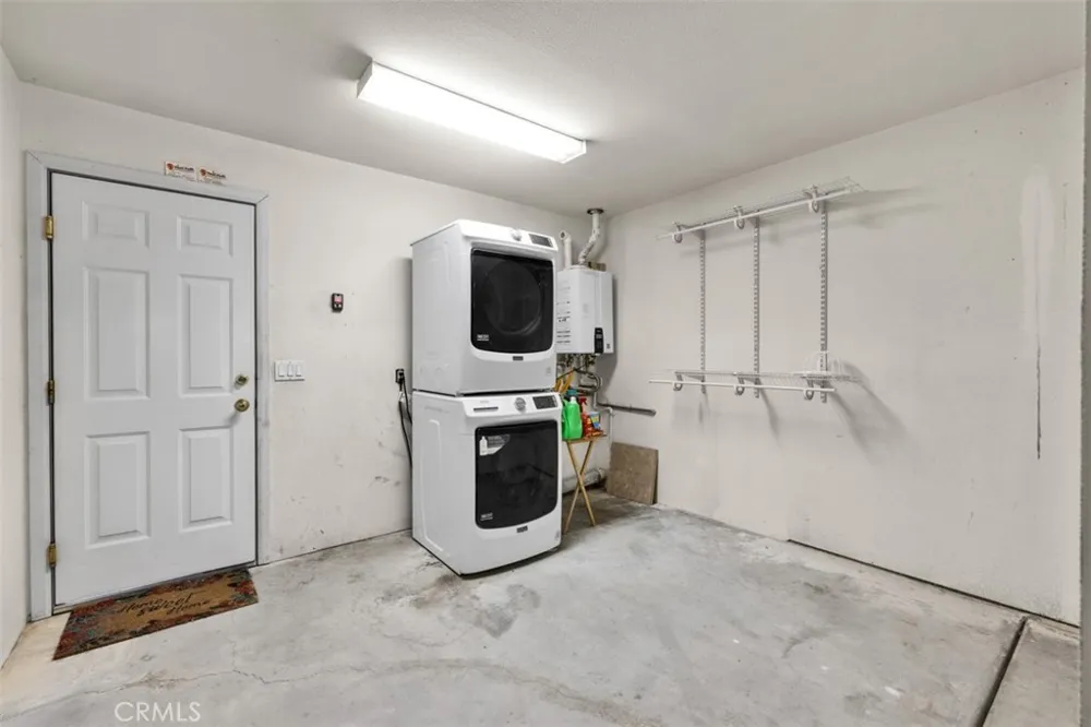 8469 Deer Yucca Valley, CA 92284