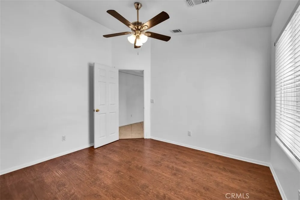 8469 Deer Yucca Valley, CA 92284