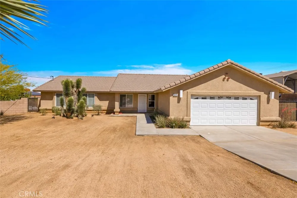 8469 Deer Yucca Valley, CA 92284
