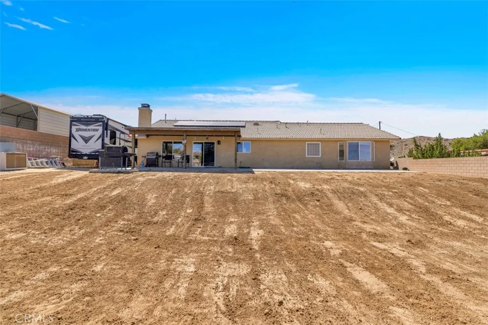 8469 Deer Yucca Valley, CA 92284