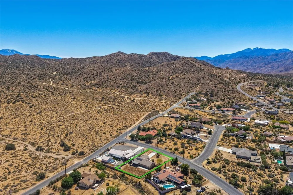 8469 Deer Yucca Valley, CA 92284