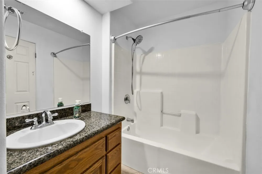 8469 Deer Yucca Valley, CA 92284